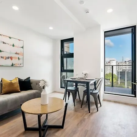 Studio Apartment In Akl Cbd